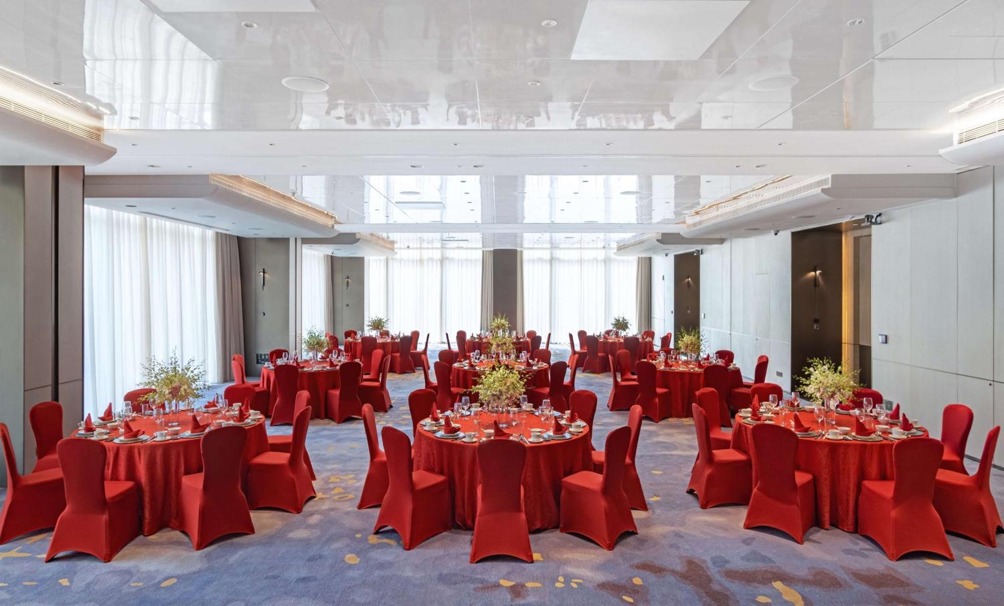 Hilton Shenzhen World Exhibition & Convention Center - Only 5 Minutes' Walk To Wecc Hotel Exterior photo