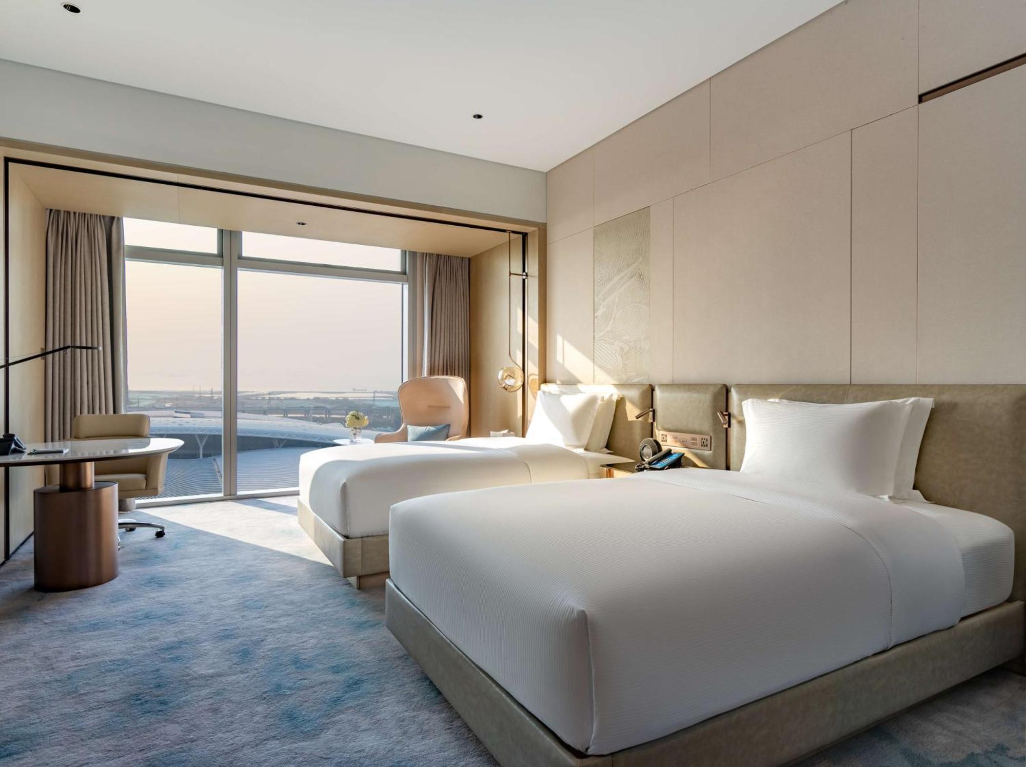 Hilton Shenzhen World Exhibition & Convention Center - Only 5 Minutes' Walk To Wecc Hotel Exterior photo